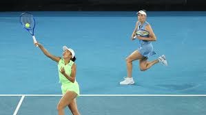 [天下足球]凯恩14分钟戴帽 拜仁6球横扫迎开门红