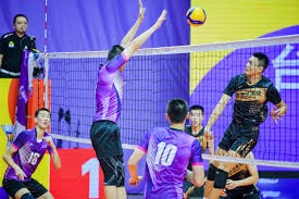 2025 中国田径场地赛「男子Top10」排行榜！